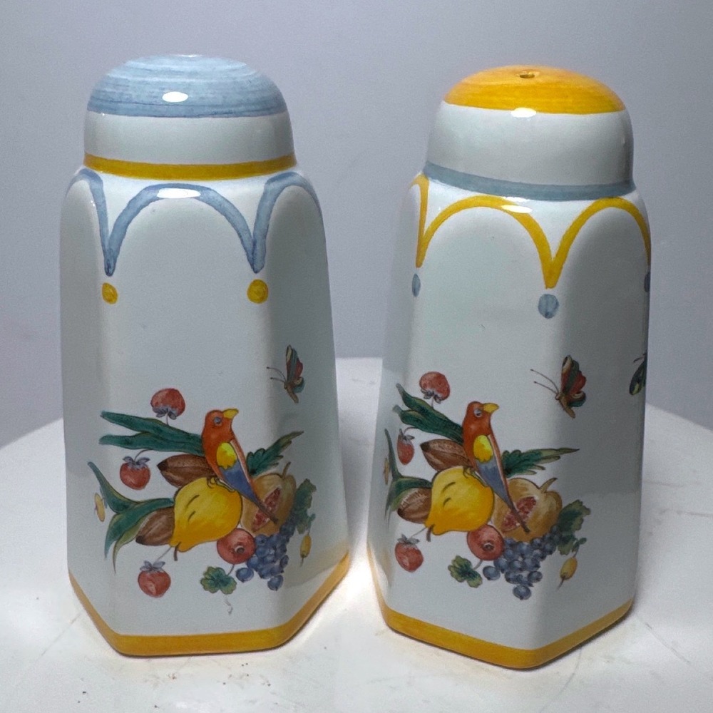 Unbranded Salt and Pepper Shakers OS Multicolor Excellent Bird Fruit Hexagon